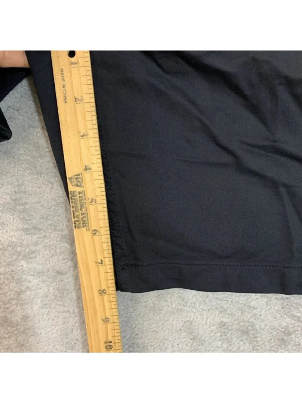 NWOT Wrangler Regular Fit Men's 34 Black Cargo Shorts Durable Stretched